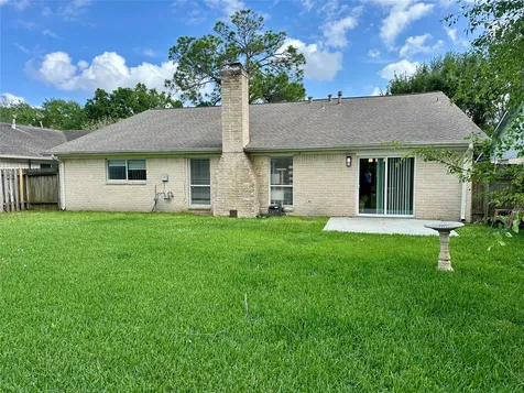 16007 Mill Point Drive Houston TX 77059