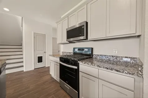 1706 Cooper Bluff Court Richmond TX 77469