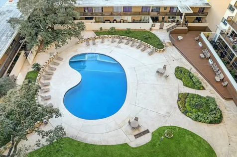 2929 Buffalo Speedway A2301 Houston TX 77098