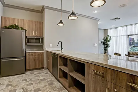 2929 Buffalo Speedway A2301 Houston TX 77098