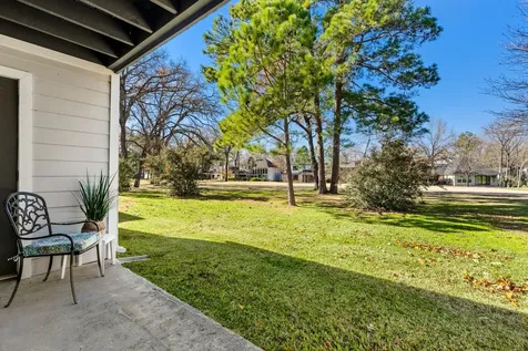13151 Walden Road, Unit 127 Montgomery TX 77356