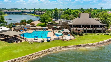 13151 Walden Road, Unit 127 Montgomery TX 77356