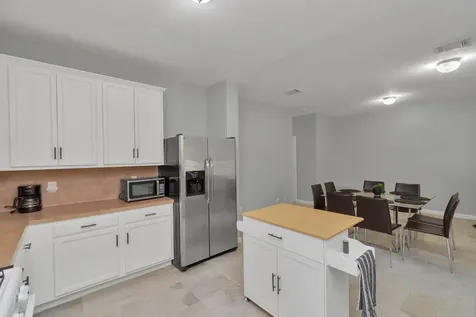5822 Santa Bernadetta Houston TX 77017