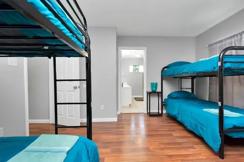5822 Santa Bernadetta Houston TX 77017