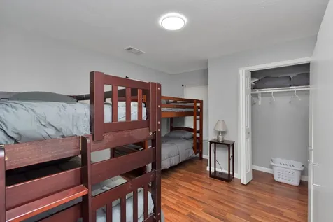 5822 Santa Bernadetta Houston TX 77017