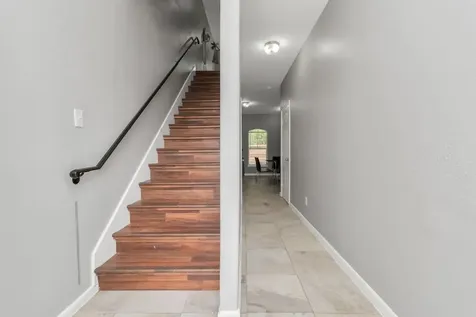 5822 Santa Bernadetta Houston TX 77017