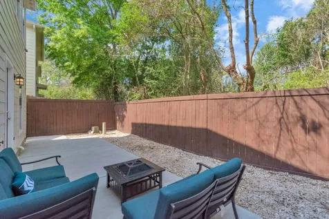 5822 Santa Bernadetta Houston TX 77017
