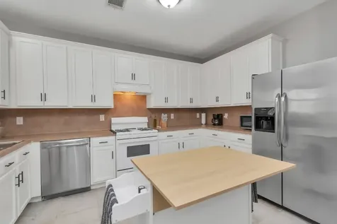 5822 Santa Bernadetta Houston TX 77017