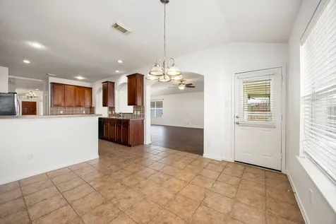 3012 Kings Isle Lane Dickinson TX 77539