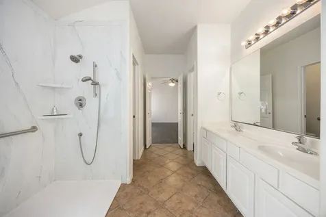 3012 Kings Isle Lane Dickinson TX 77539