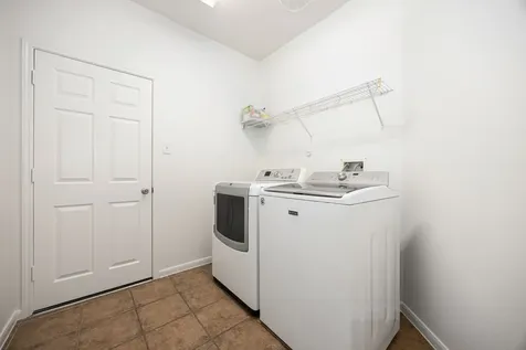3012 Kings Isle Lane Dickinson TX 77539