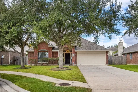 3012 Kings Isle Lane Dickinson TX 77539