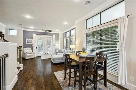 1110 W 25th Street Houston TX 77008