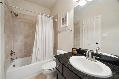 1110 W 25th Street Houston TX 77008