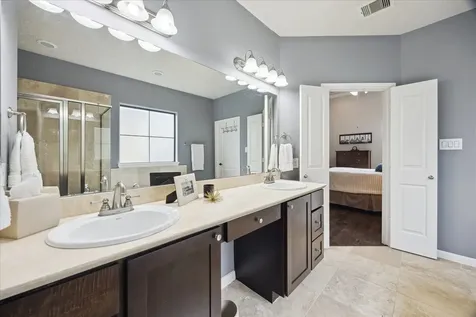 1110 W 25th Street Houston TX 77008