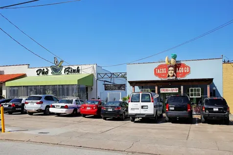 1110 W 25th Street Houston TX 77008
