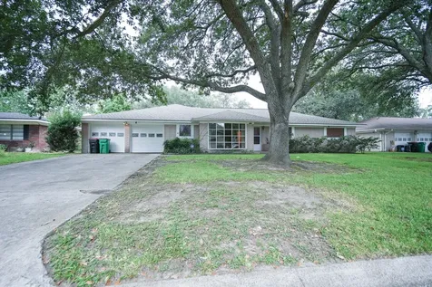 1702 Ivie Lee Street Baytown TX 77520