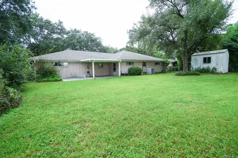 1702 Ivie Lee Street Baytown TX 77520