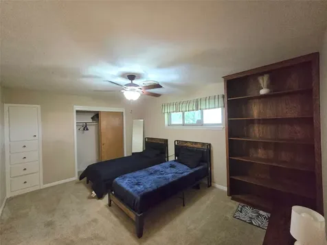 1702 Ivie Lee Street Baytown TX 77520