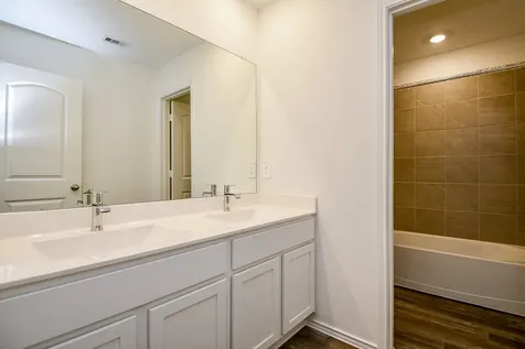 6023 Ginevra Summers Drive Katy TX 77493