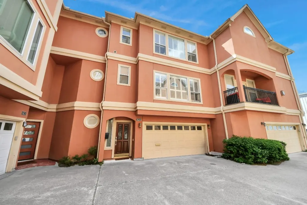 825 Rosine Street Houston TX 77019