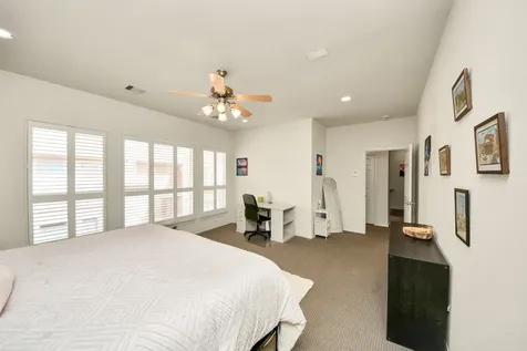 825 Rosine Street Houston TX 77019