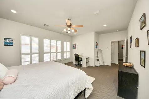 825 Rosine Street Houston TX 77019