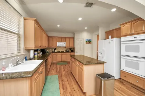 825 Rosine Street Houston TX 77019
