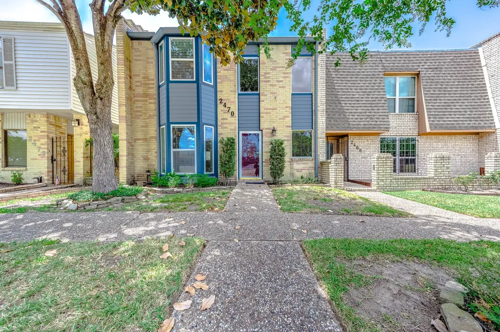 2470 Country Club Drive Pearland TX 77581