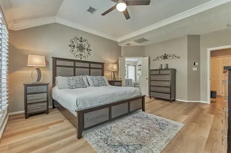 30 Rowan Tree Place The Woodlands TX 77384