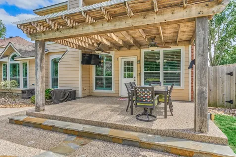 30 Rowan Tree Place The Woodlands TX 77384
