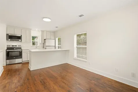 612 1/2 W Alabama Street Houston TX 77006