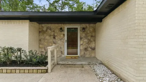 254 Springs Edge Drive Montgomery TX 77356