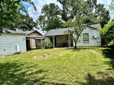 1911 Tabor Street Houston TX 77009