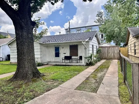 1911 Tabor Street Houston TX 77009