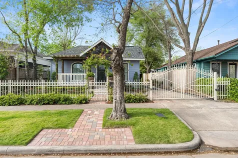 1116 Nadine Street Houston TX 77009