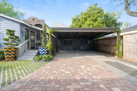 1116 Nadine Street Houston TX 77009