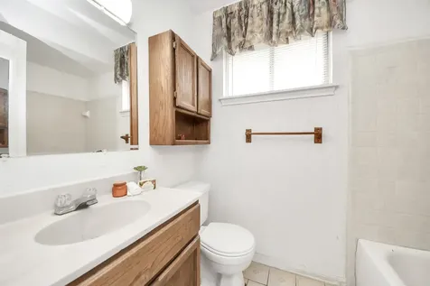 2008 Williamsburg Court N League City TX 77573