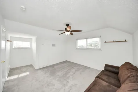 2008 Williamsburg Court N League City TX 77573