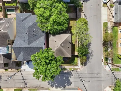 1902 Driscoll Street Houston TX 77019