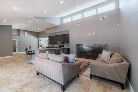 200 Hallow Tree Lane 2085-1 Houston TX 77090