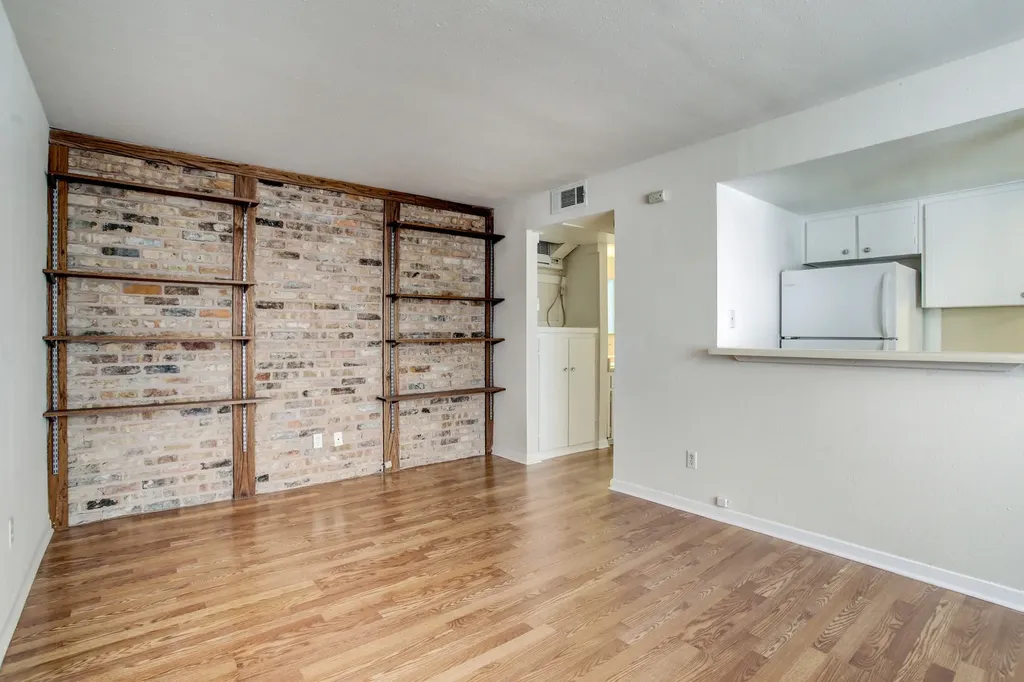 1624 Marshall Street 16 Houston TX 77006