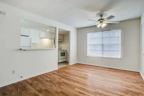 1624 Marshall Street 16 Houston TX 77006