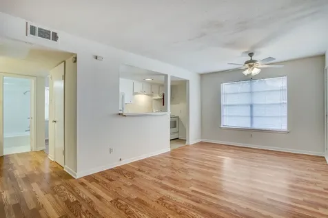 1624 Marshall Street 16 Houston TX 77006