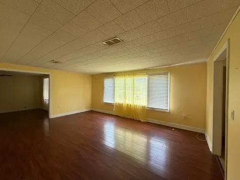 1812 Sholars Avenue Orange TX 77630