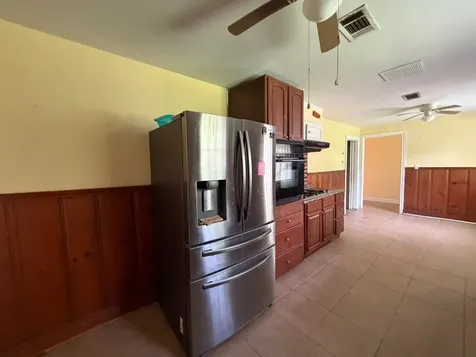 1812 Sholars Avenue Orange TX 77630