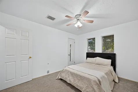 4407 Yosemite Drive Pasadena TX 77504