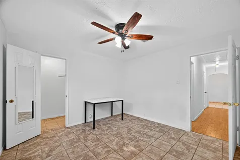 4407 Yosemite Drive Pasadena TX 77504