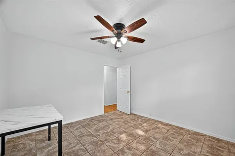 4407 Yosemite Drive Pasadena TX 77504