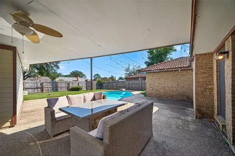 4407 Yosemite Drive Pasadena TX 77504